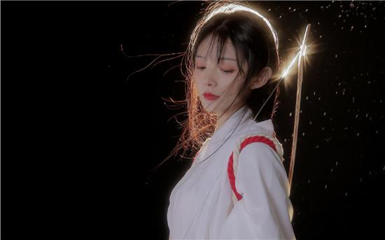 一个人看的视频www在线高清截图3