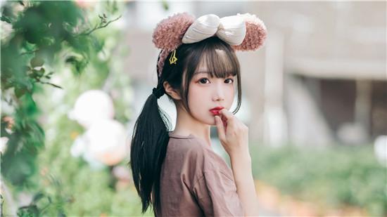 一个人在线观看视频高清WWW截图3