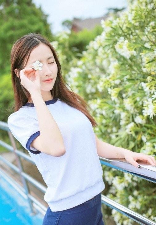 丝瓜视频带你去看另眼看世界截图0