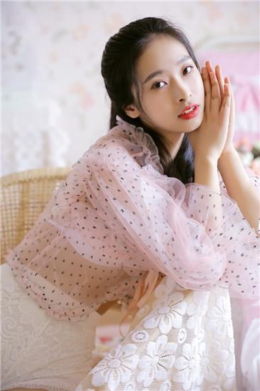 草莓丝瓜向日葵绿巨人解锁版截图0