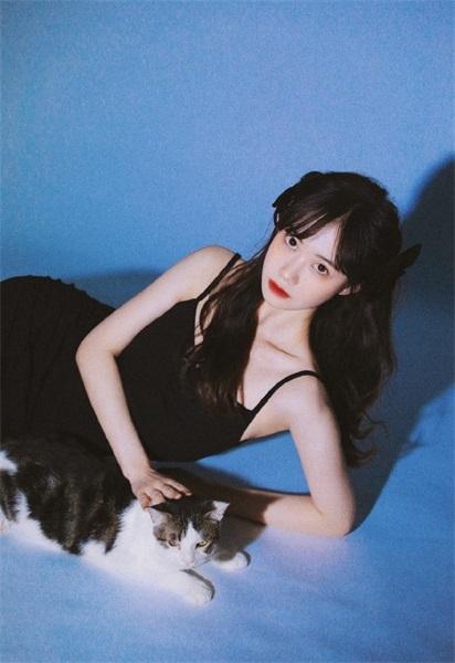 草莓 香蕉 丝瓜 秋葵 香草 榴莲完整版下载截图1