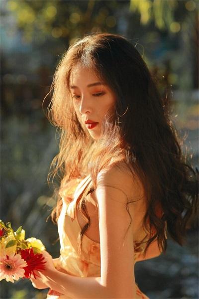 中文在线а√在线永久免费版截图1