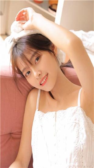 草莓榴莲向日葵秋葵绿巨人截图0