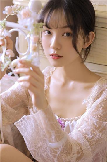 香蕉榴莲丝瓜草莓黄瓜榴莲污免费版截图1