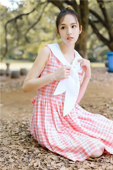 丝瓜草莓向日葵芭比小猪下载未满解锁版版本截图2