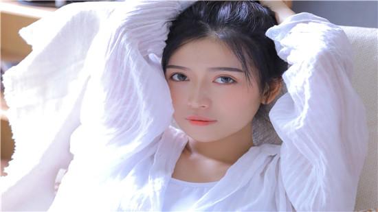 一个人看的www观看截图2