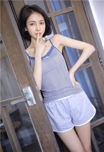 草莓丝瓜芭乐向日葵榴莲小蝌蚪视频截图1