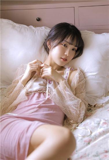 花季传媒APP污版每天看3次截图0