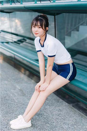 草莓榴莲.combo3.0深夜释放自己解锁版截图0