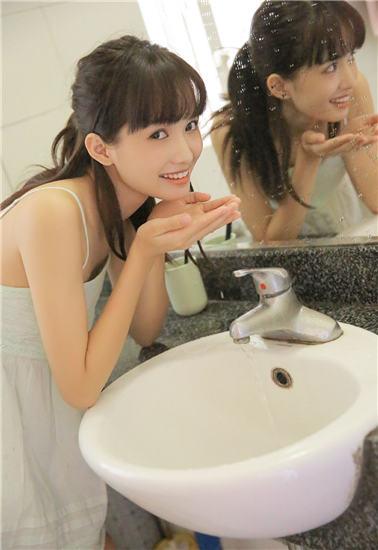 草莓榴莲向日葵满18岁黄截图3