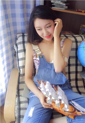 两个人的www免费视频完整版截图4
