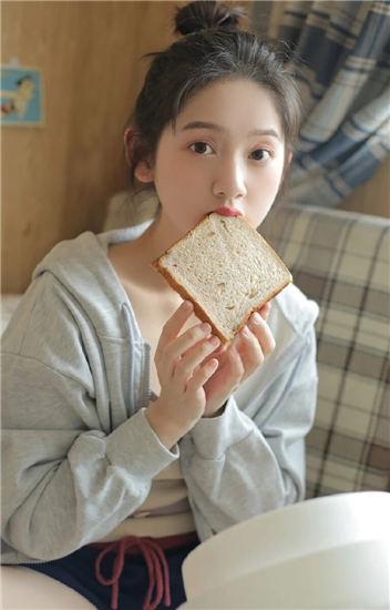 国产精品51麻豆cm传媒截图1