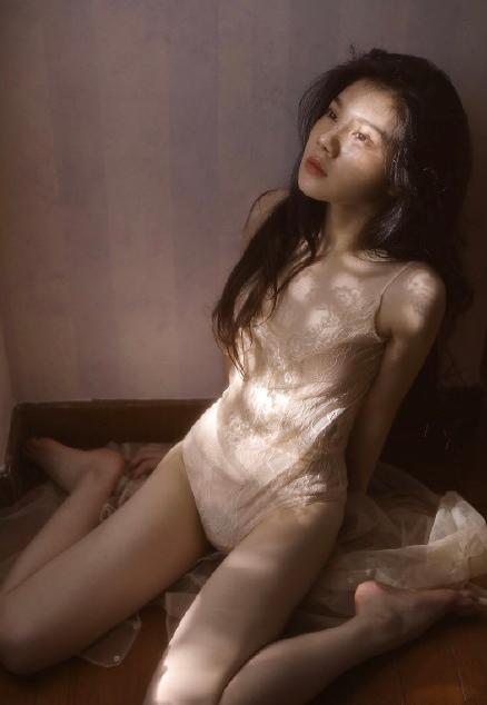 晚上睡不着想看点片-Rareearth截图2