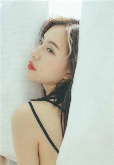 国色天香1卡2卡3卡4卡视频截图2