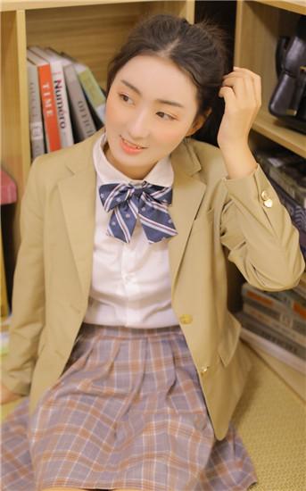 好男人第一社区在线观看截图3