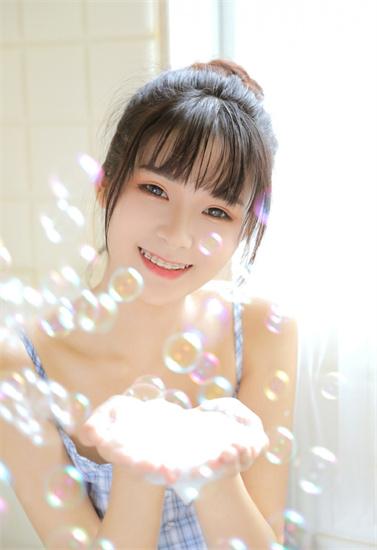 小猪丝瓜草莓芭蕉向日葵鸭脖视频截图3