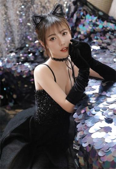 小猪草莓丝瓜深夜释放自己歌词手机版截图1