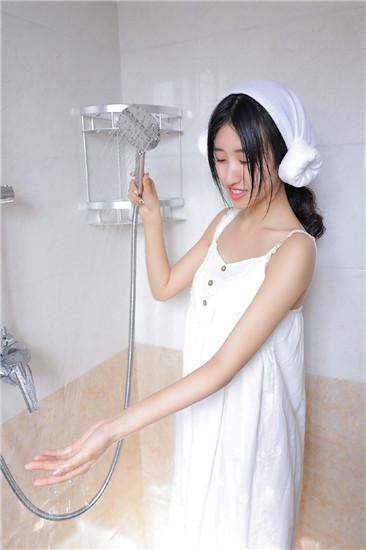 秋葵小蝌蚪榴莲富二代18岁安卓版截图1