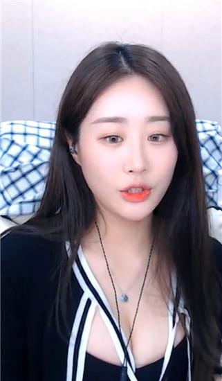 美美哒视频高清免费观看8截图2