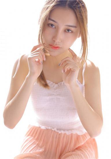 丝瓜草莓榴莲秋葵芭乐污18岁卍截图3