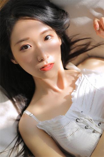 芒果草莓秋葵榴莲向日葵香蕉截图1