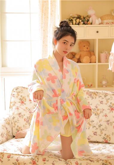 一天能免费无限看的软件花季传媒截图1