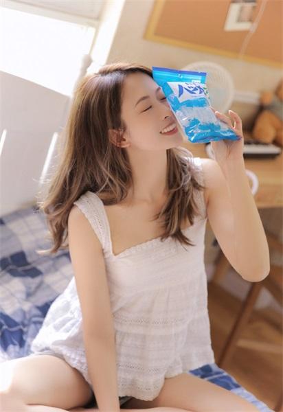 丝瓜秋葵草莓香蕉榴莲污免费版截图1
