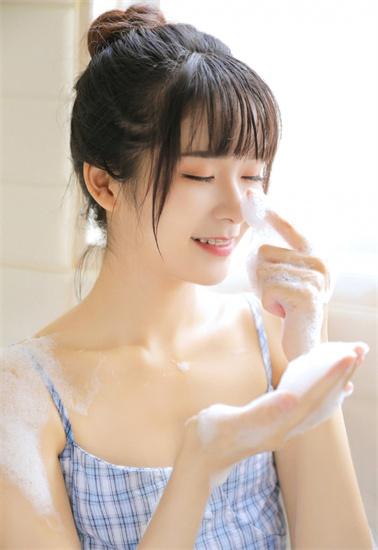 小猪丝瓜草莓芭蕉向日葵鸭脖视频截图2