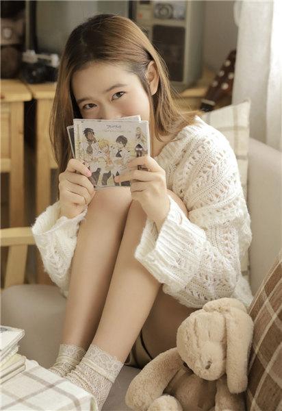 日韩无人区一卡2卡三卡4卡仙无限制截图2