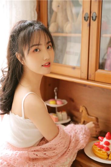 草莓香蕉樱桃黄瓜丝瓜榴莲苹果绿巨人截图3