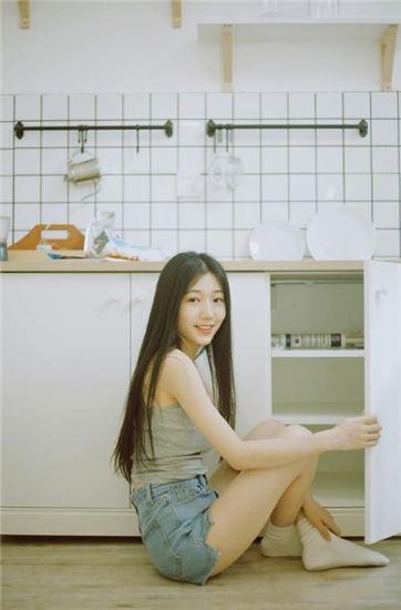 向日葵樱花草莓榴莲芒果爱丽丝截图4