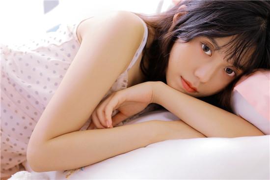 草莓秋葵榴莲西红柿视频精简版截图0