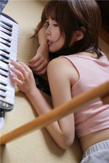 花季传媒v3.047每天免费三次截图1