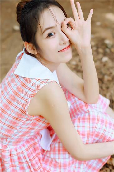 丝瓜草莓向日葵芭比小猪下载未满解锁版版本截图1