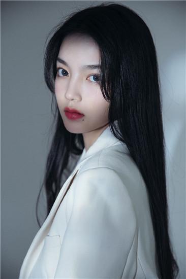 草莓樱桃丝瓜绿巨人秋葵榴莲最新章节截图2