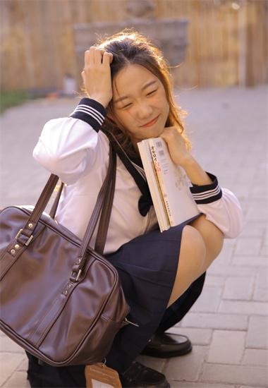 秋葵视频App下载安装最新版截图1