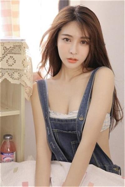 草莓香蕉樱桃黄瓜丝瓜榴莲绿巨人免费下载截图3