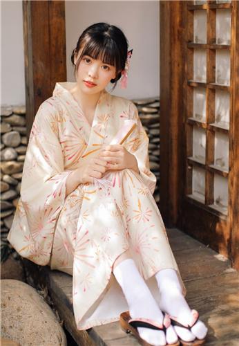 丝瓜xrk1_3_0ark免无限看ios截图0