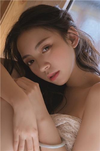 像抖音一样刷黄的短视频软件截图1