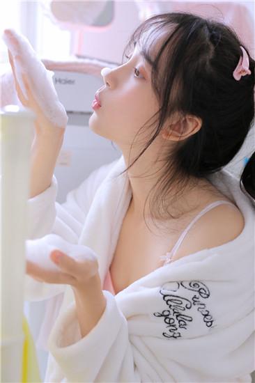 樱桃秋葵小蝌蚪榴莲视频绿巨人无限制截图1