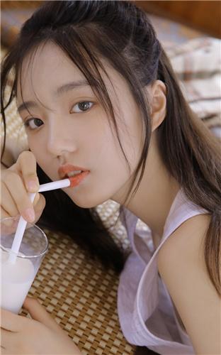 深夜一个one一个就够了致敬韩寒截图3