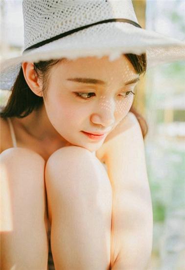 草莓香蕉绿巨人视频app截图2