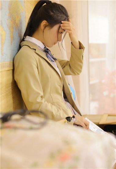 女生夜间正能量不良软件免费截图4