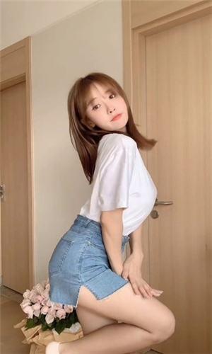 月夜直播视频免费观看截图1