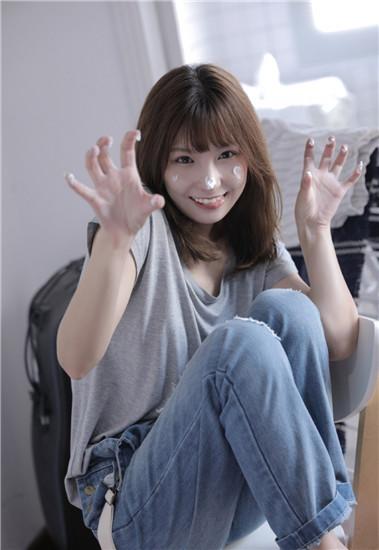 茄子香蕉榴莲草莓丝瓜向日葵小猪污无限看截图1