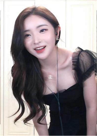 鲜声直播污版截图3