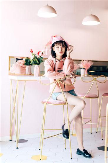 花季传媒每天免费三次视频截图2