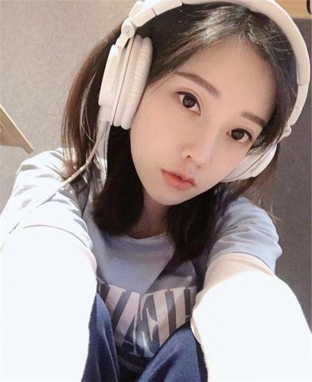皮皮影视app破解版截图3