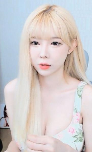 樱花直播最新版截图2