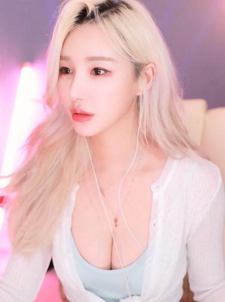 东方影库App截图1